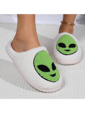 Pantufa Macia De Pelúcia Estampa Alienígena Chinelo Doméstico Confortável