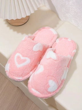 Pantufa Feminina De Pelúcia Estampa Corações Chinelo Macio Confortável