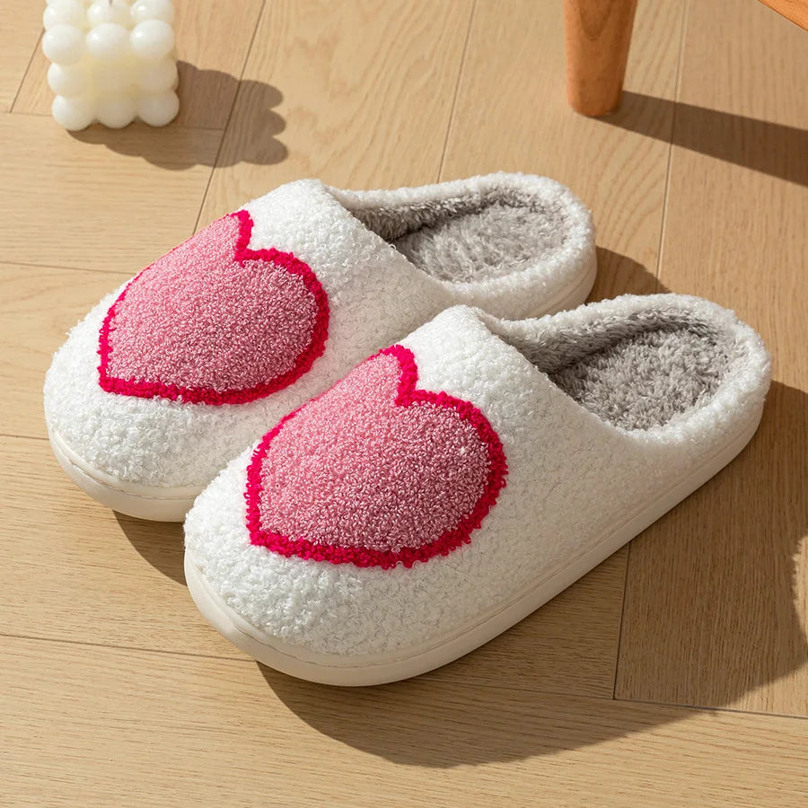 Pantufa Feminina Respirável Estampa Coração Chinelo Doméstico Antiderrapante