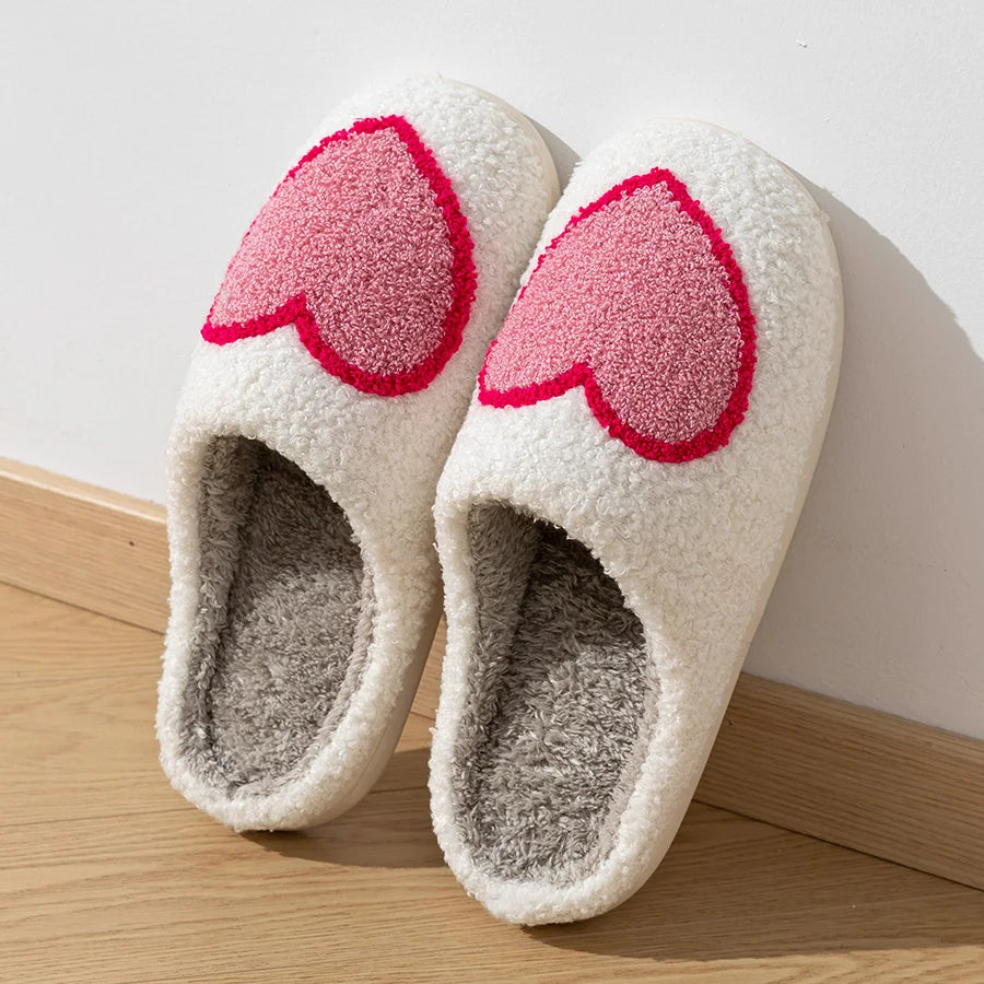 Pantufa Feminina Respirável Estampa Coração Chinelo Doméstico Antiderrapante