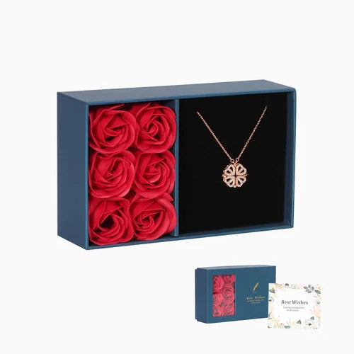 Colar Trevo de Coração + Caixa com 6 Rosas - Promoção de Agosto